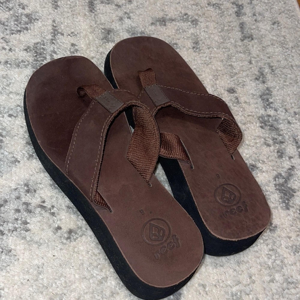 Reefs sandals. Good condition. Size 9